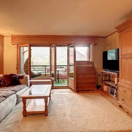 Arcades B702 Apartment *